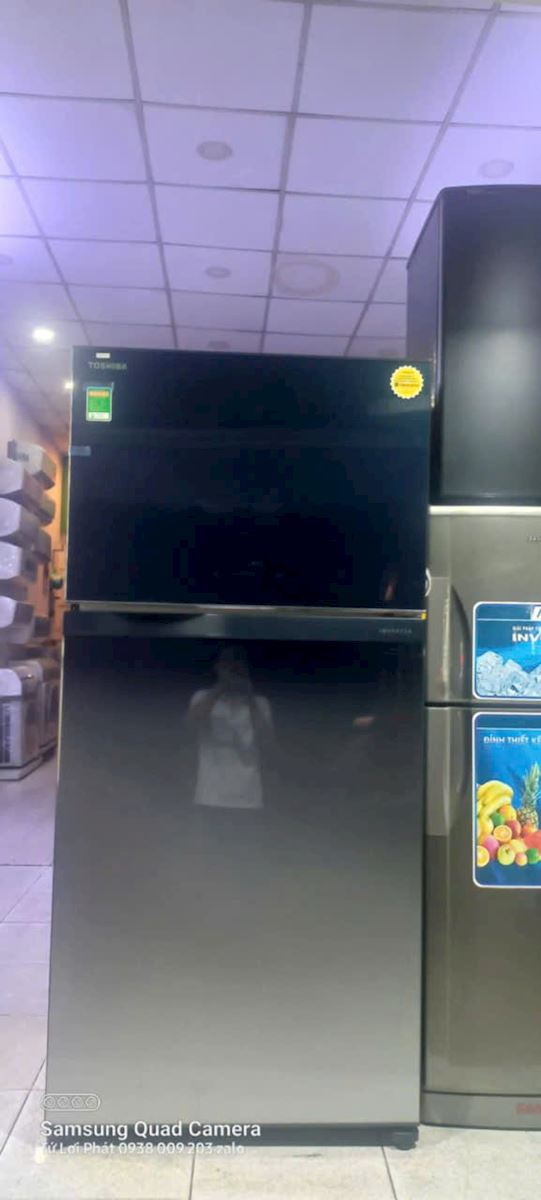 Tủ lạnh Toshiba  555 lít  inveter