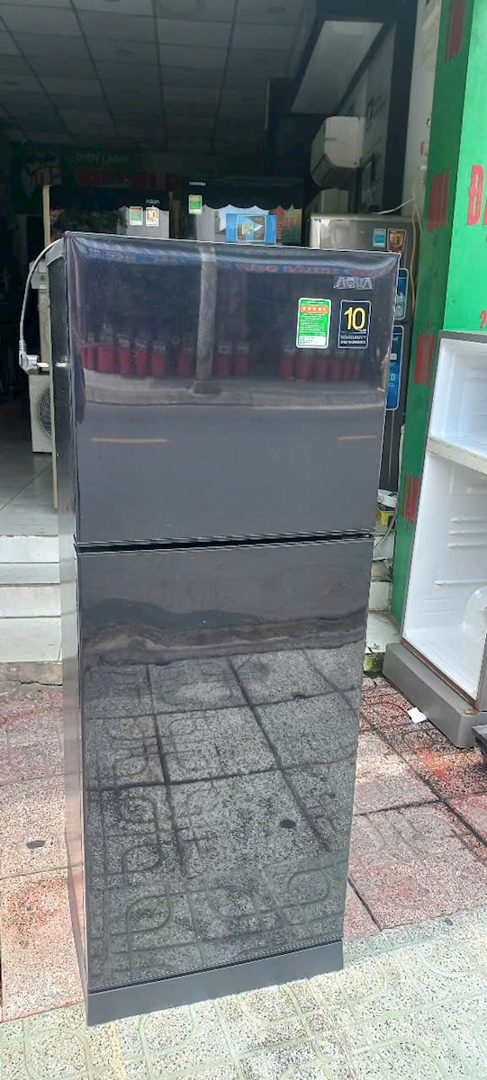 Tủ lanh Aqua 188- 205 lít new 90%